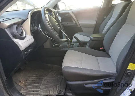 2013 Toyota Rav4 Le z USA, uszkodzony, nr VIN 2T3BFREV0DW123783